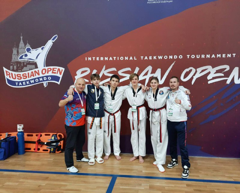 Севастопольский тхэквондист взял золотую медаль на международном турнире «Russia Open 2022»