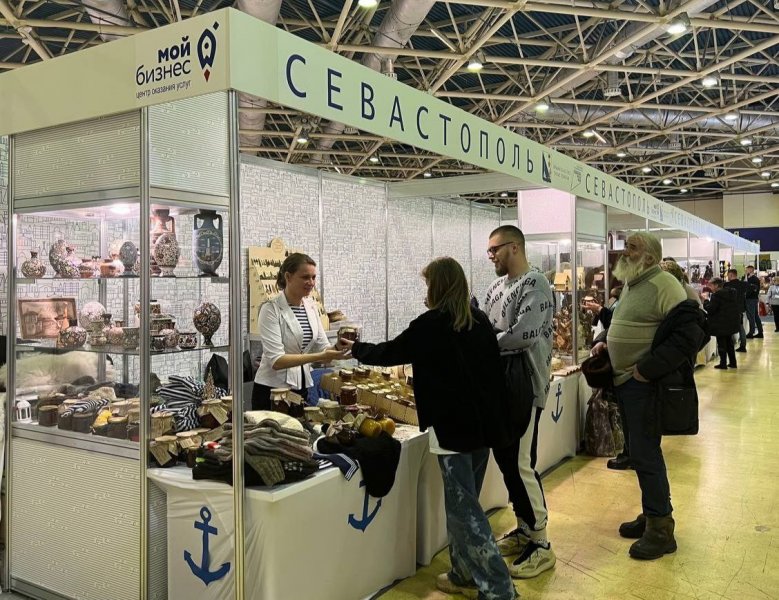 Предприниматели Севастополя участвуют в выставке «Ладья. Зимняя сказка-2022»