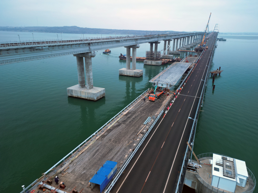 Продолжение ремонта: Крымский мост будет перекрыт на 12 часов во вторник 31 января