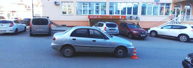 В Севастополе 9-летний мальчик попал под колёса автомобиля