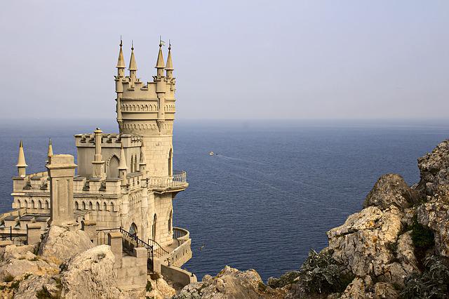Аксенов сообщил, сколько туристов отдохнуло в Крыму за прошлый год и за новогодние праздники