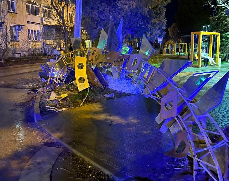Пьяный водитель скрылся с места ДТП: в Следкоме рассказали подробности наезда на детей в парке Керчи
