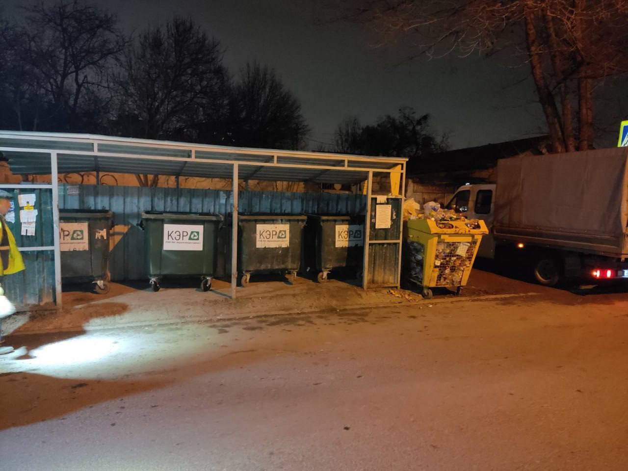 В Симферополе за неделю новогодних праздников местные жители выбросили более 700 тонн мусора