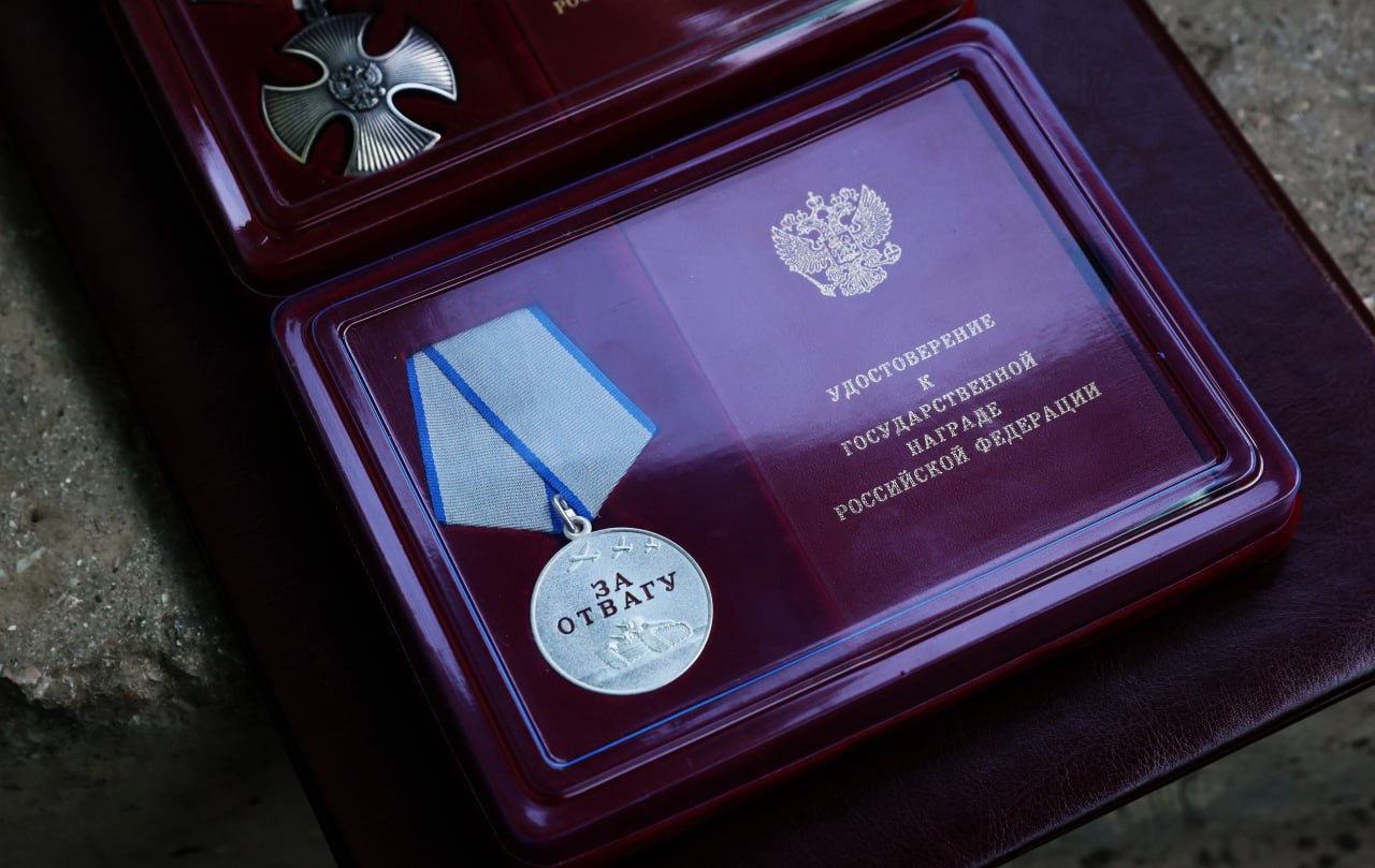 Аксенов вручил награды военнослужащим одного из подразделений Крыма