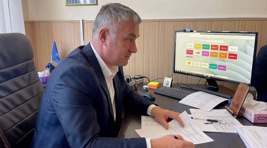 Аксенов сообщил об отставке главы Черноморского района Крыма