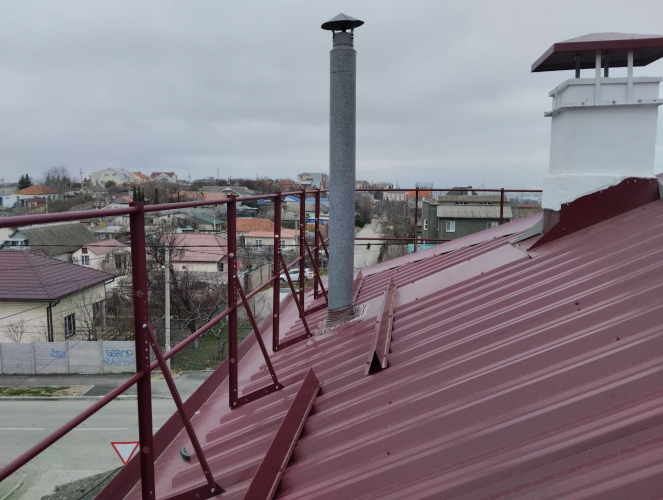 В Нахимовском районе Севастополя отремонтируют крыши шести домов
