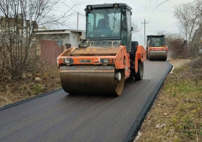 Власти Крыма планируют завершить грейдирование дорог к началу июля