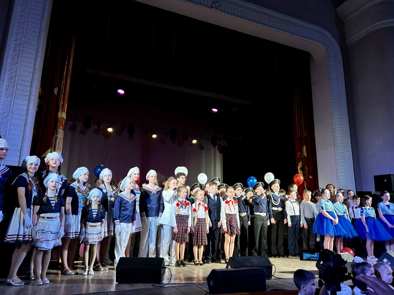 В Севастополе состоялся концерт композитора Якова Машарского (фото)