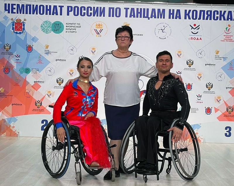 Севастополец завоевал медали чемпионата России по танцам на колясках