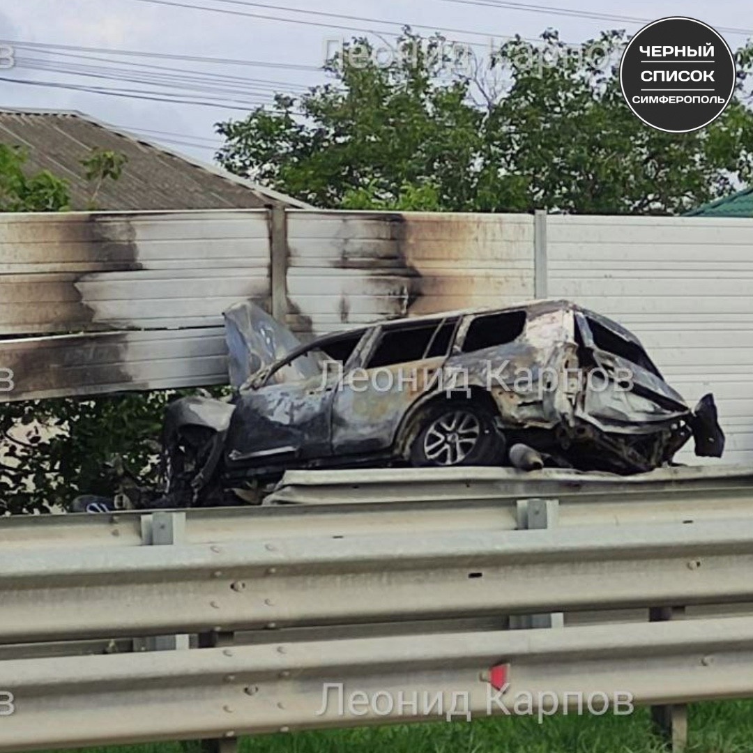 В автомобиле, который взорвался на трассе в Крыму, находились чиновники из Запорожской области