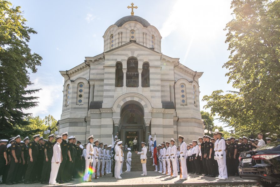 В Севастополе отметили День Военно-морского флота