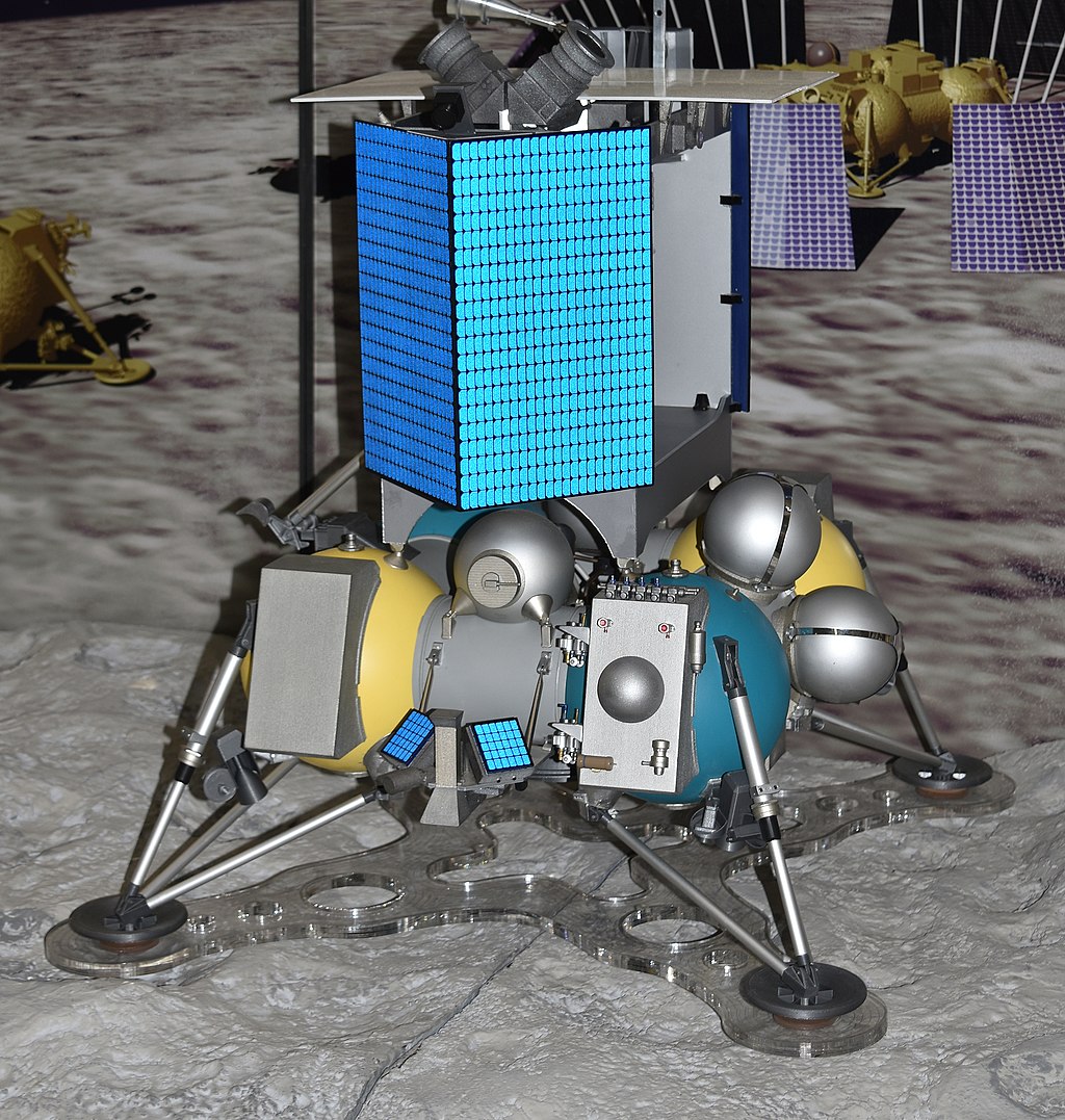 Межпланетная станция «Луна-25» разбилась об Луну
