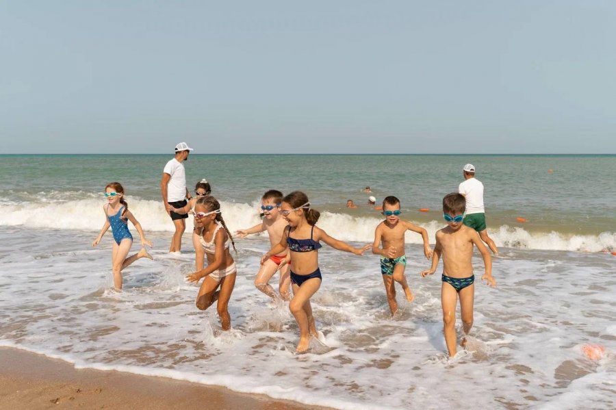 В Севастополе в акции «Научись плавать» приняли участие более 500 детей