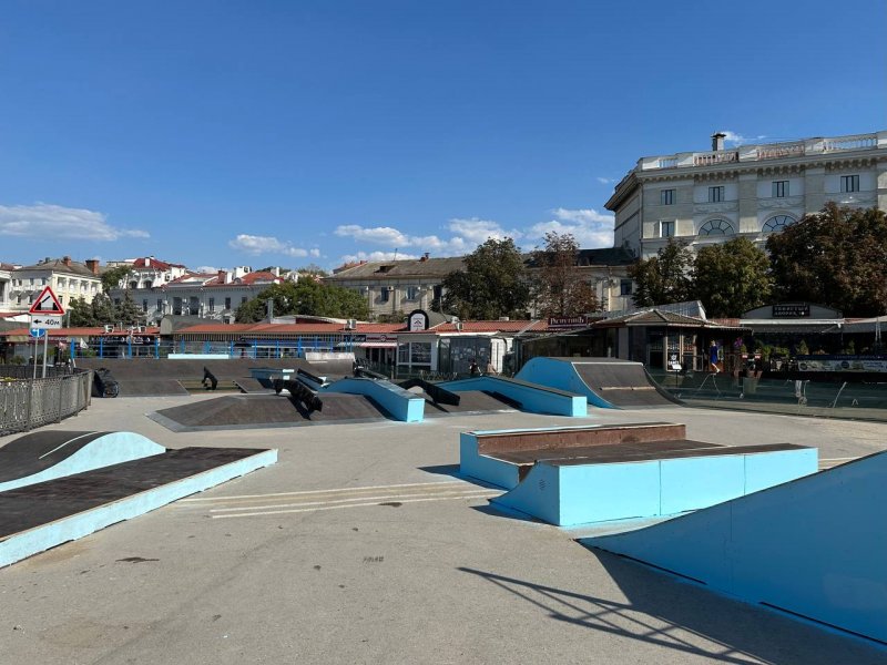 В Севастополе завершили капитальный ремонт скейт-парка в Артбухте