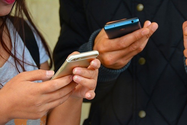 Бесплатную раздачу интернета с телефонов хотят сделать законно платной