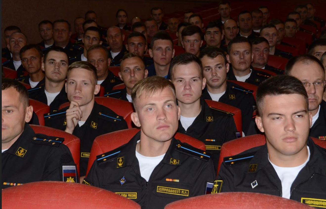 На Черноморском флоте прошел сбор с молодыми офицерами