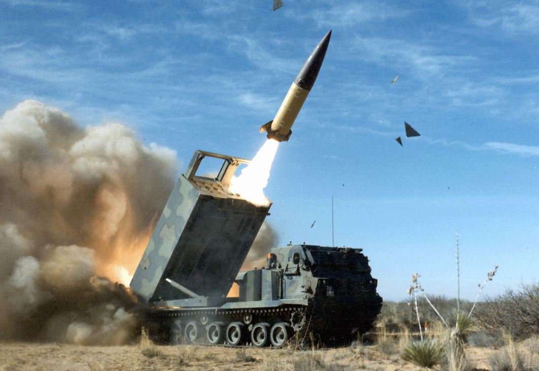 США передали Украине ракеты ATACMS с дальностью полета 165 км