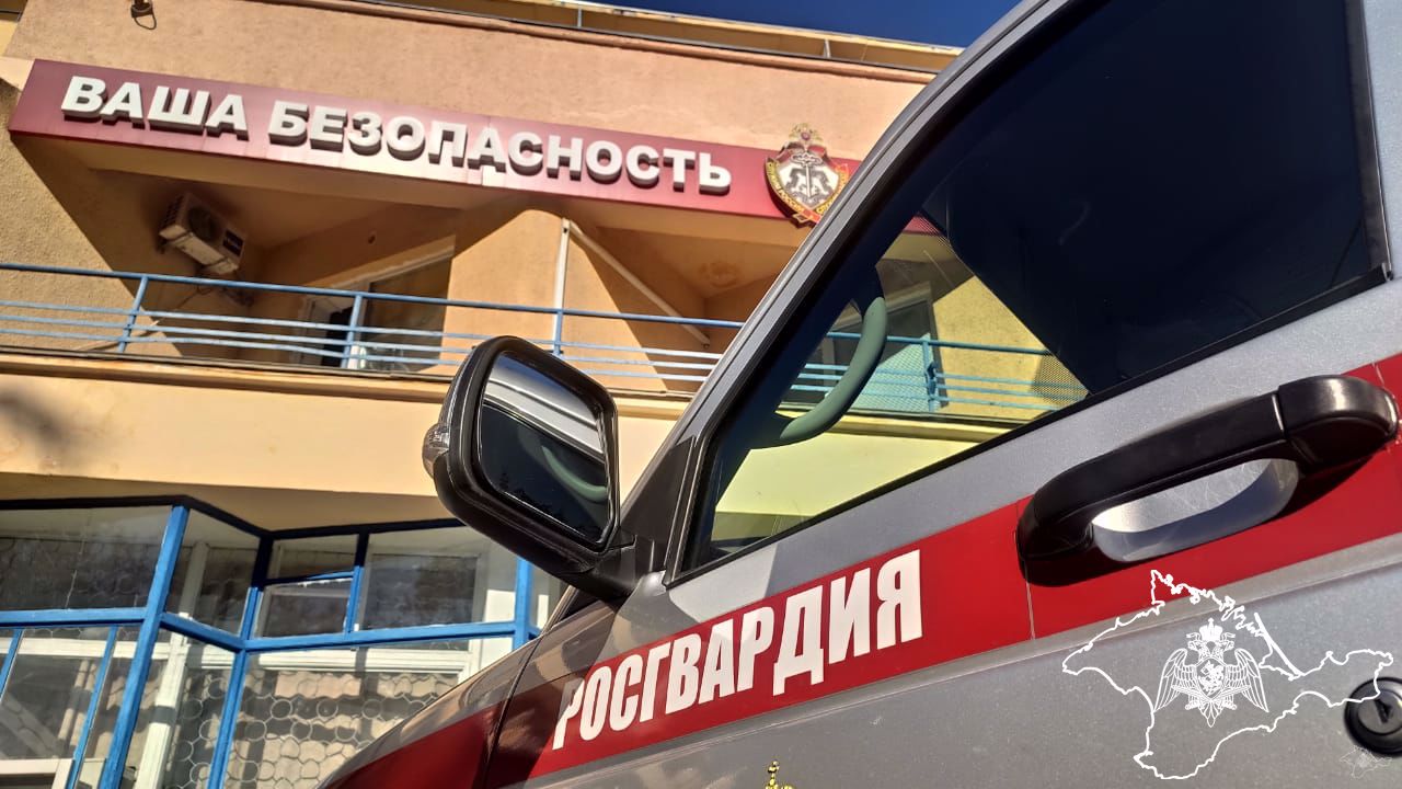 В Севастополе 57-летняя женщина пыталась вынести из магазина алкоголь и продукты