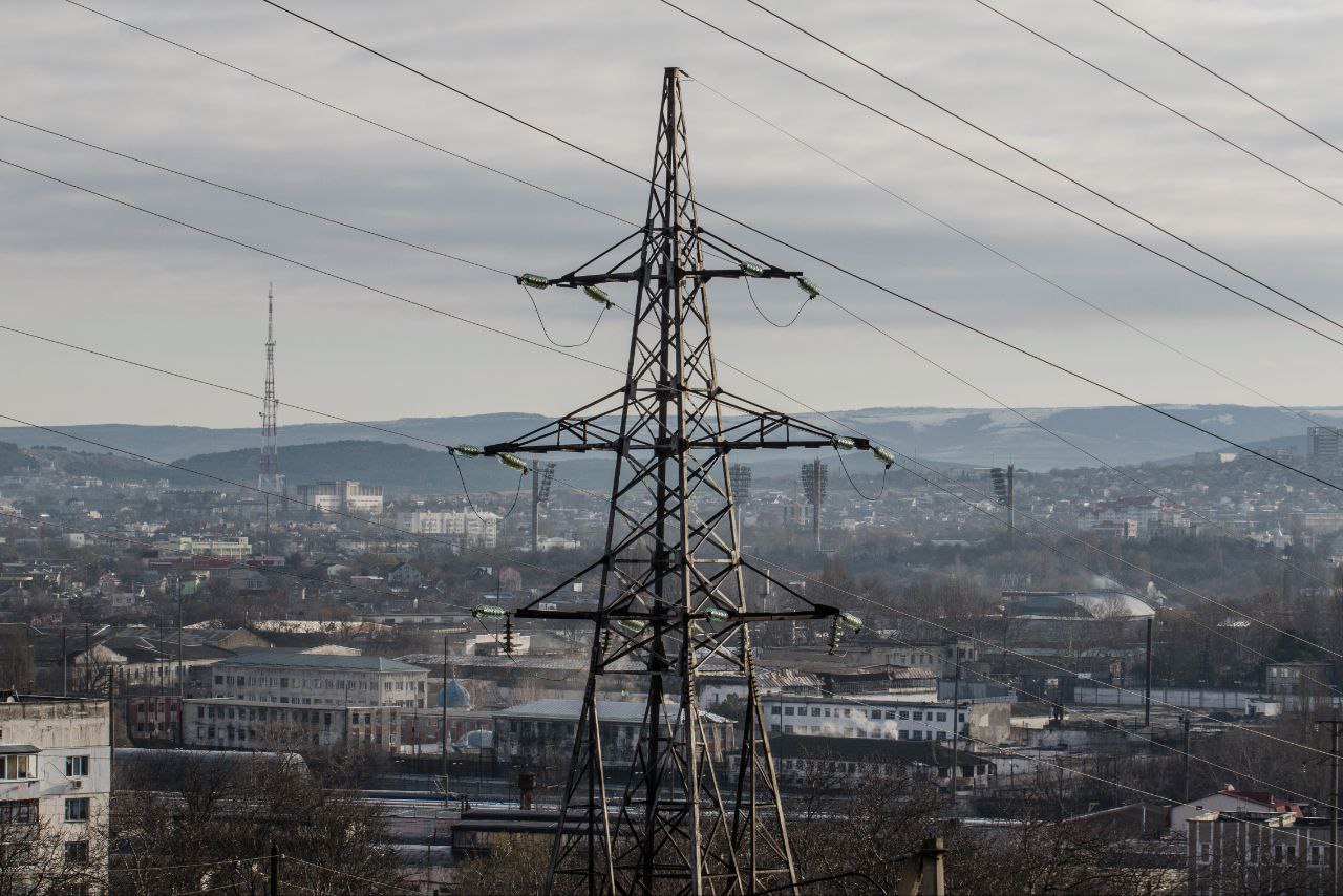 Аксенов пригрозил расследованием главам муниципалитетов и «Крымэнерго» за задержки ремонта сетей электроснабжения