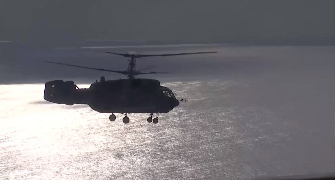 Опубликованы кадры работы экипажей морской авиации ЧФ по патрулированию акватории у побережья Крыма (видео)
