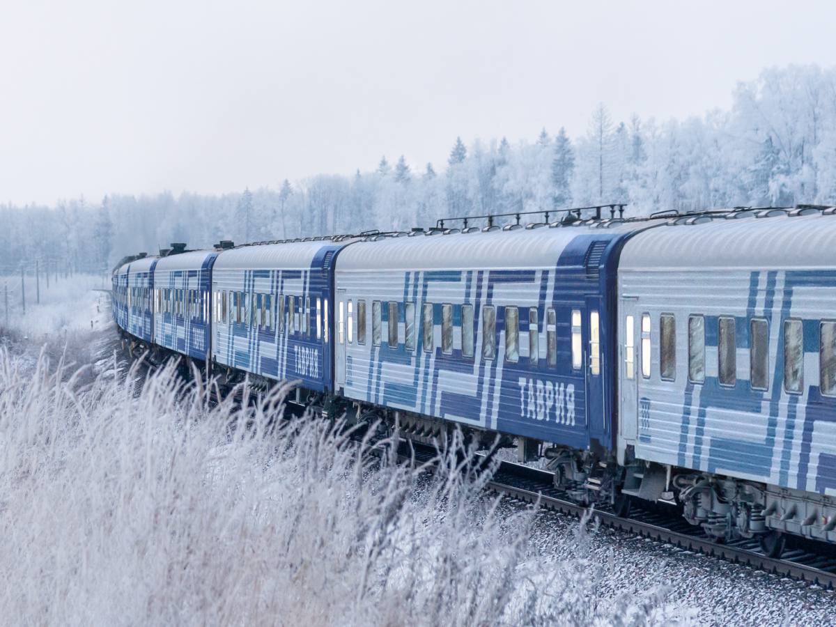 Новый год в поездах «Таврия» встретят 14 тысяч пассажиров