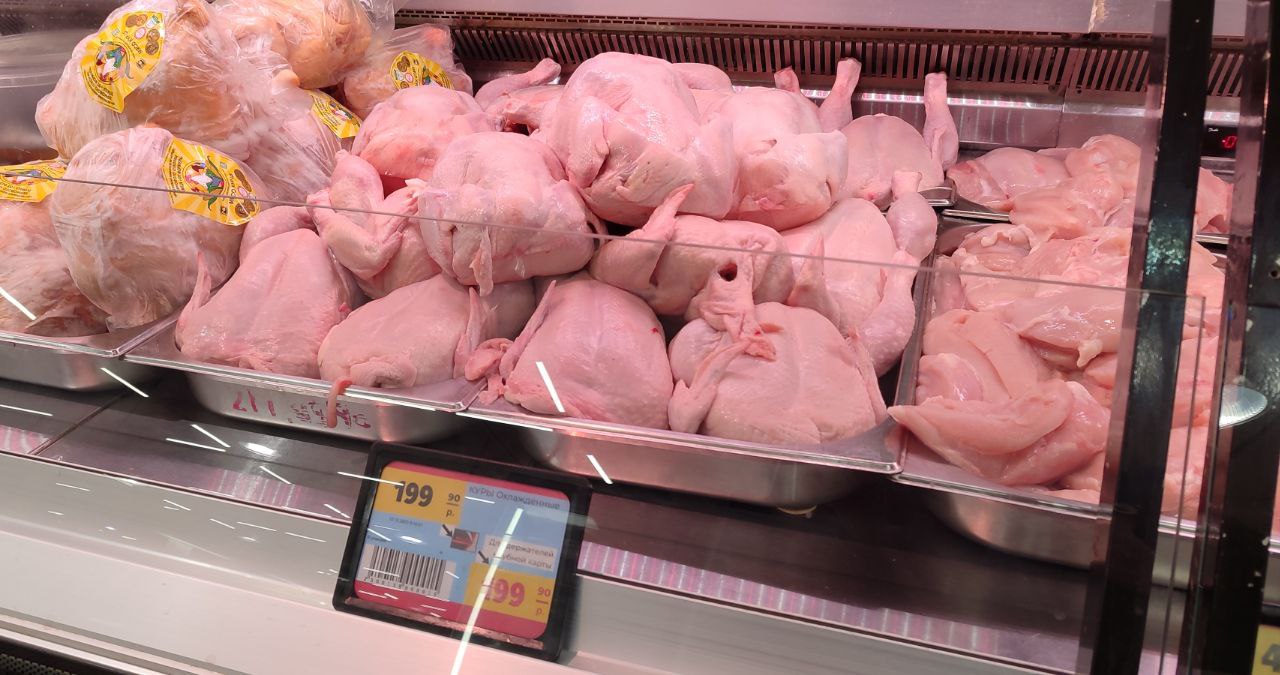 В Минсельхозе Крыма сообщили о снижении стоимости курятины до 199 рублей