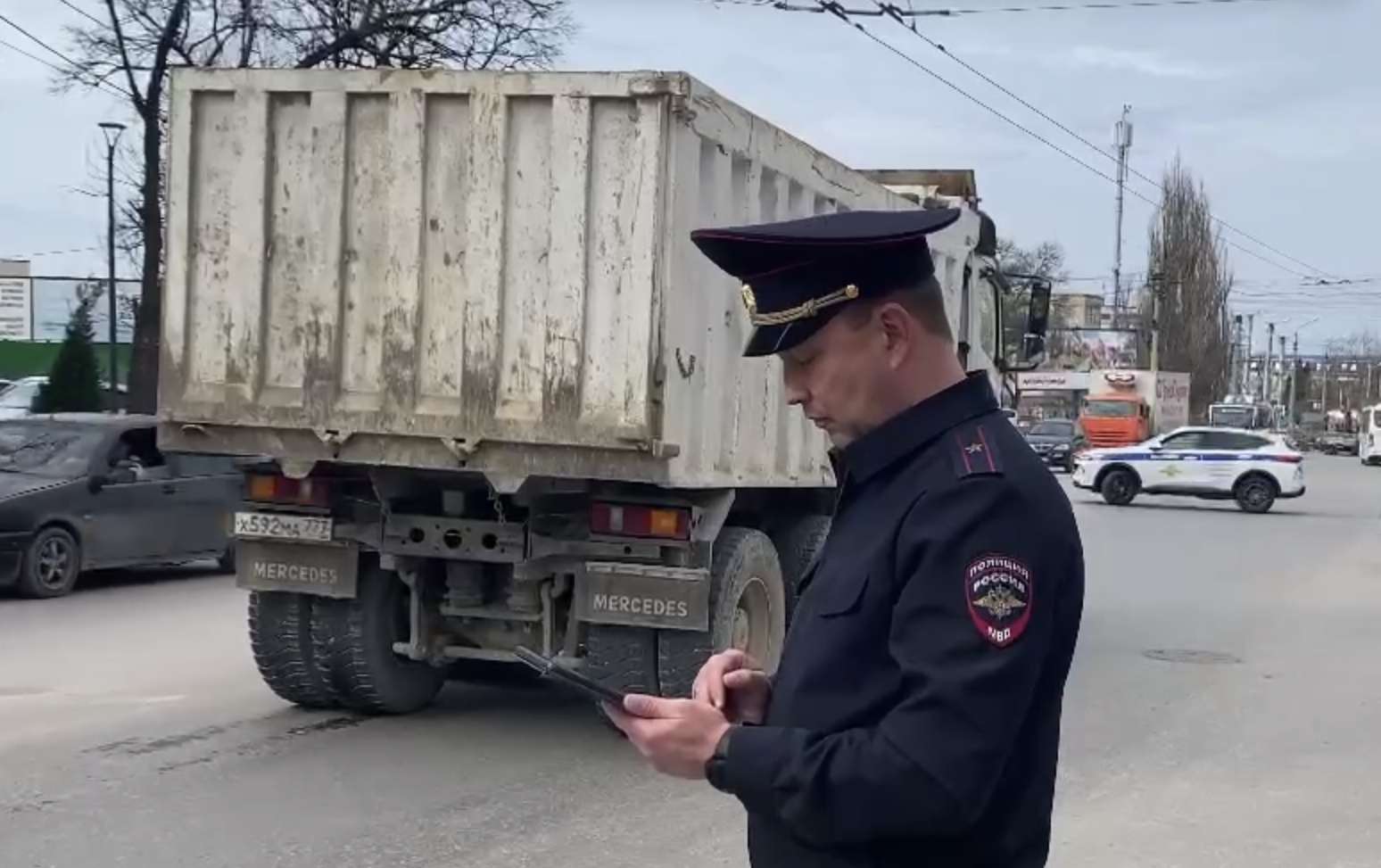 В Севастополе грузовик насмерть сбил пожилую женщину