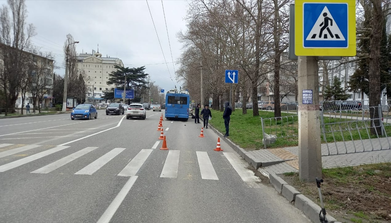 В Севастополе троллейбус насмерть сбил пешехода