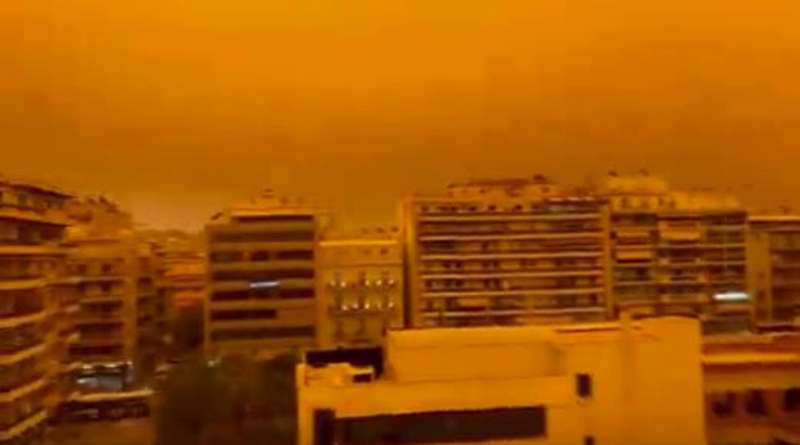 Песчаная буря орудует в Ливии и Греции