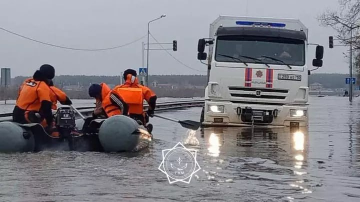 Казахстане из-за потопа эвакуировали почти 100 тыс. человек