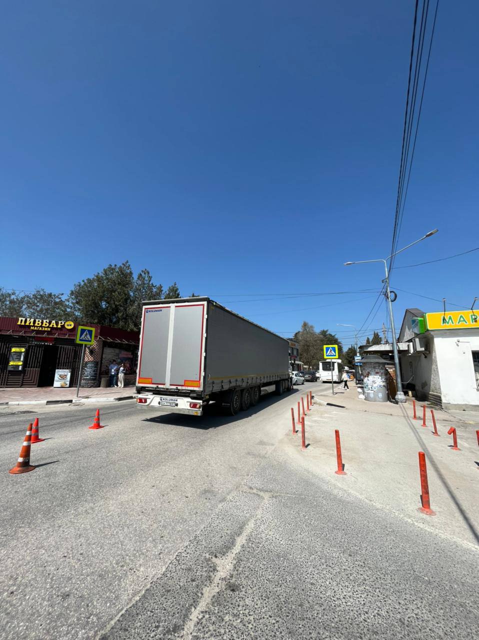 В Севастополе грузовик на пешеходном переходе сбил пенсионерку