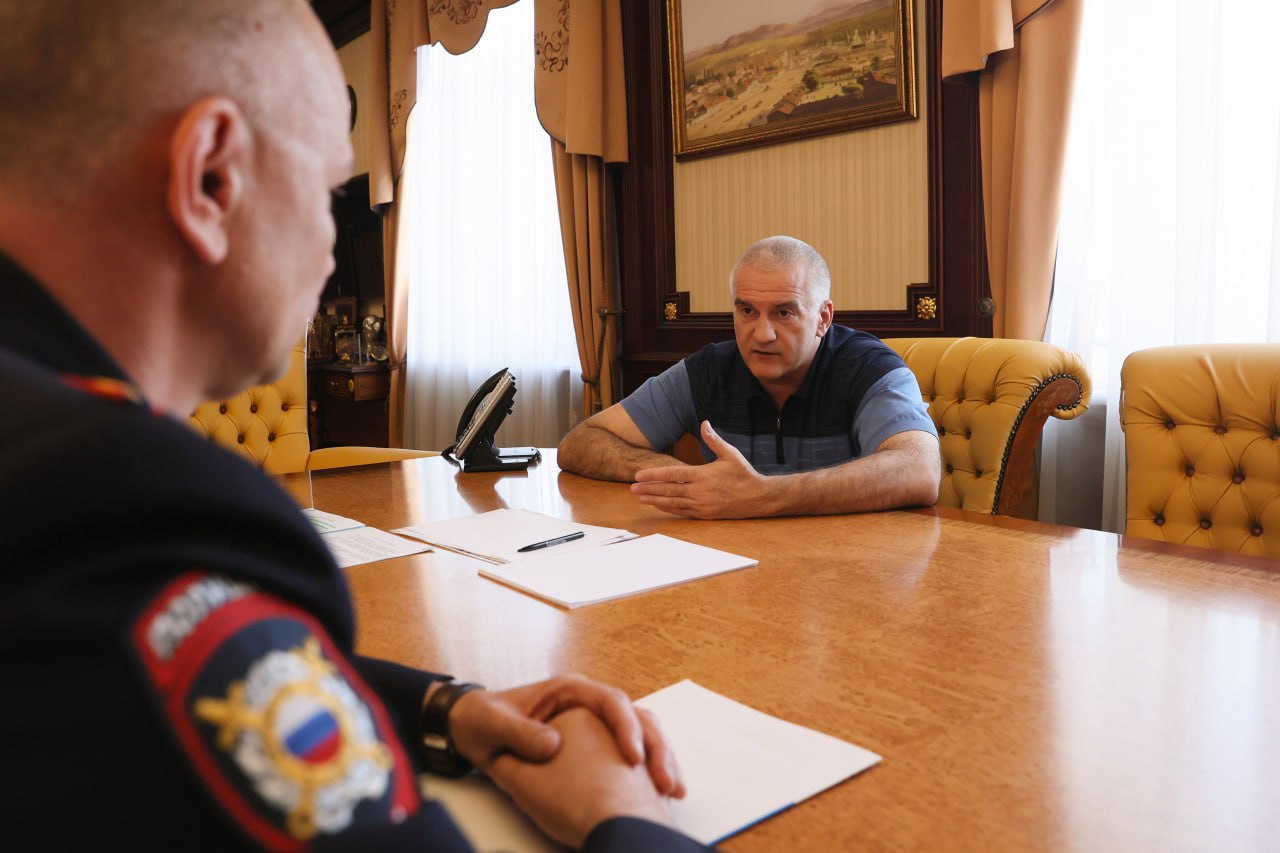 Аксенов заявил о необоходимости жесткого контроля над мигрантами в Крыму