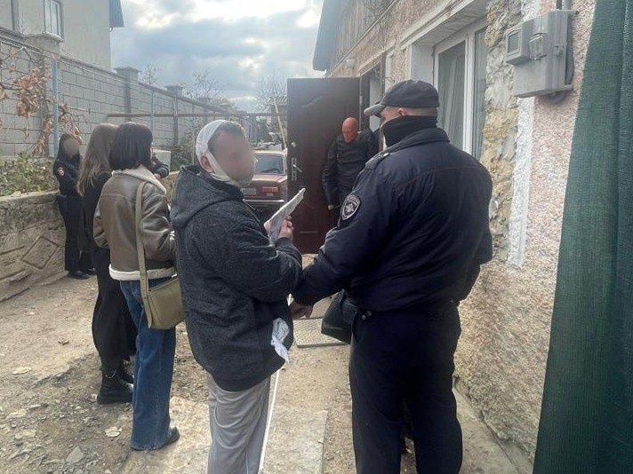 Совершил двойное убийство на почве ревности и пытался свести счеты с жизнью: жителю Крыма вынесли приговор