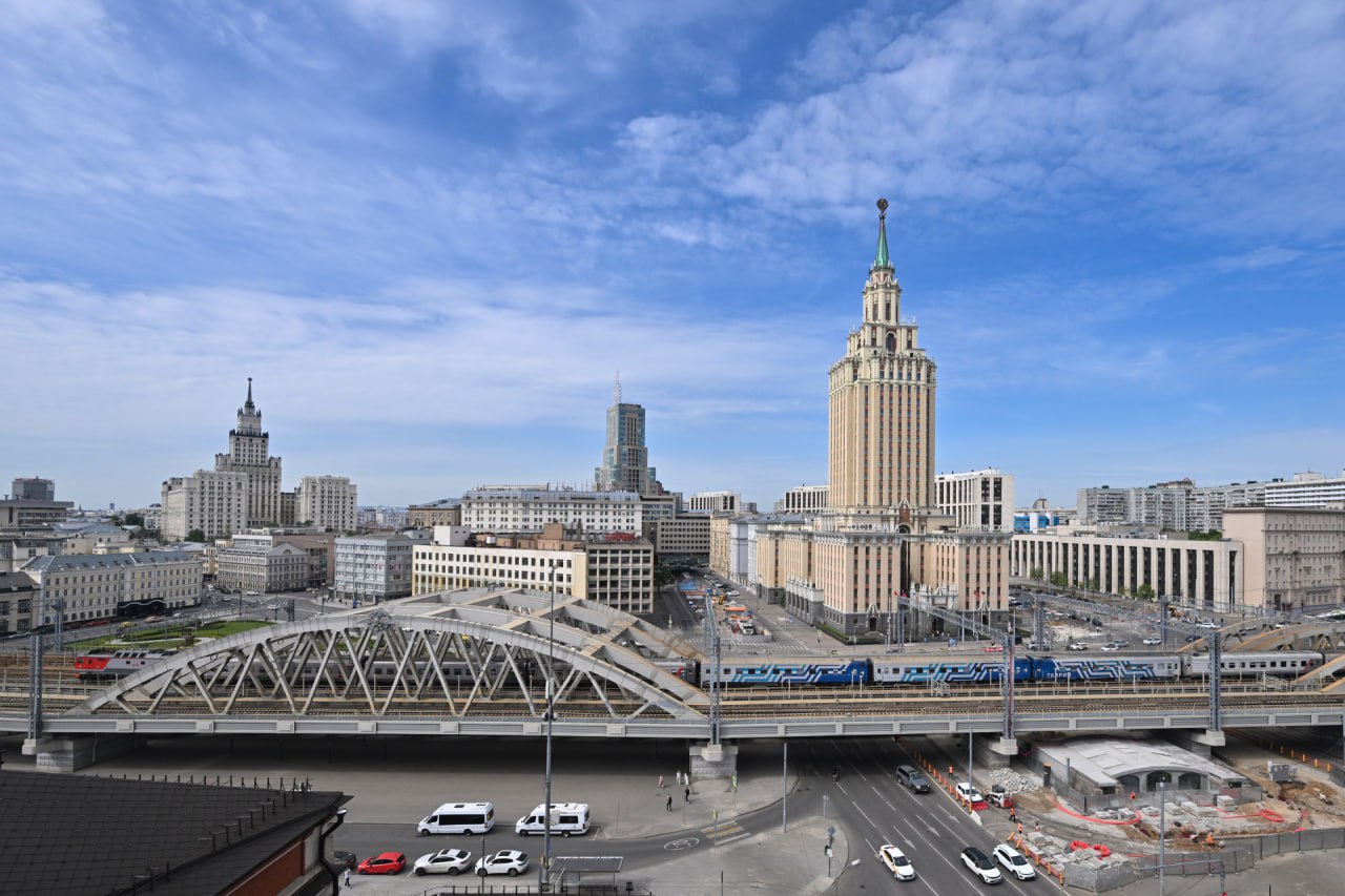 Впервые за 10 лет: поезд «Таврия» снова отправляется с Курского вокзала Москвы