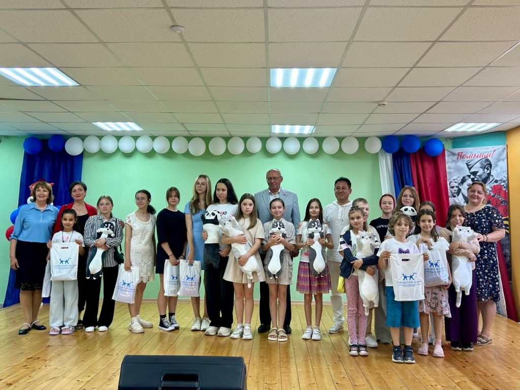 РБОО «Мы — севастопольцы» наградили победителей городского конкурса детского творчества «Вдохновение»