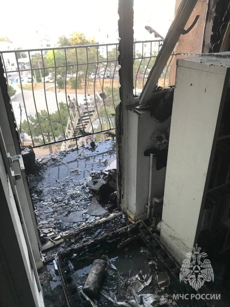 В Севастополе горела многоэтажка на проспекте Генерала Острякова
