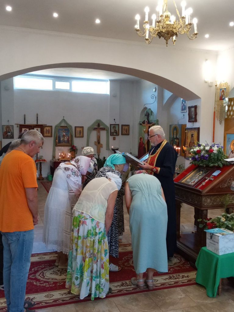 В самом молодом городе Крыма Щелкино всем миром возводят храм Святого Александра Невского: как идет строительство