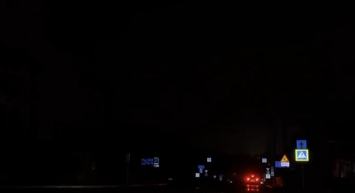 Донецк почти весь обесточен в результате удара беспилотников