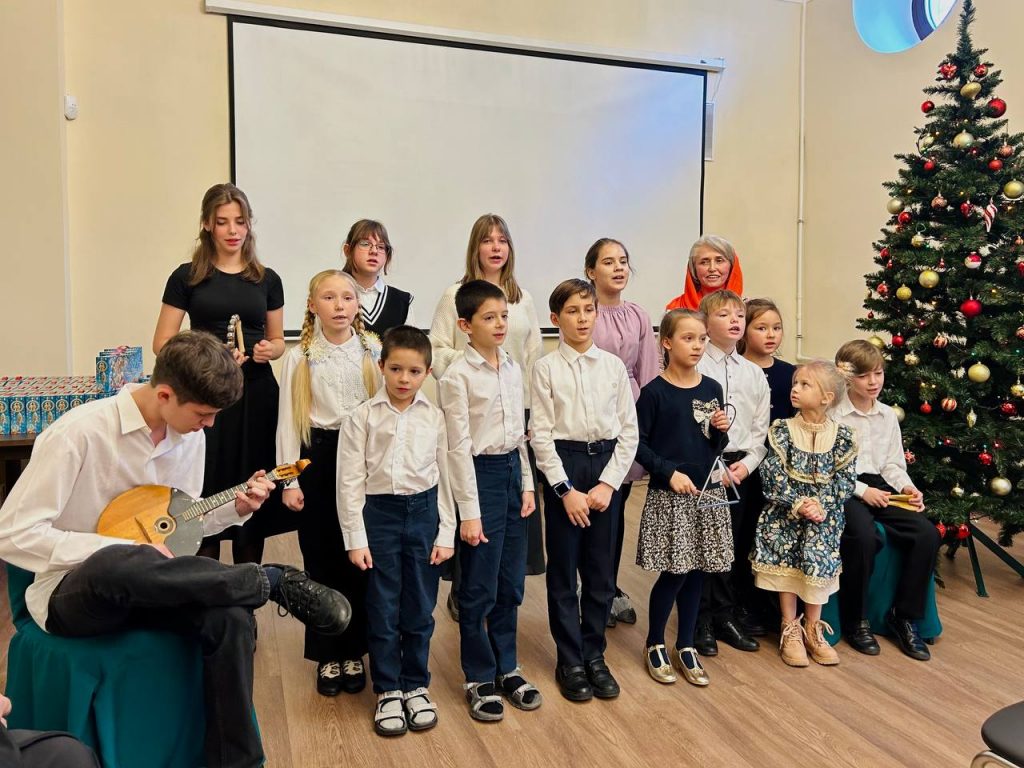 РБОО «Мы — севастопольцы» поздравила воспитанников воскресной школы с Днем святого Николая