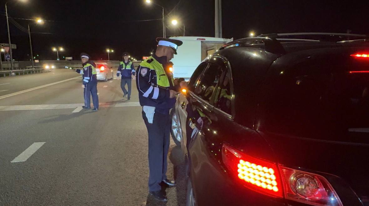 В Севастополе задержали системного нарушителя ПДД с сотней неоплаченных штрафов