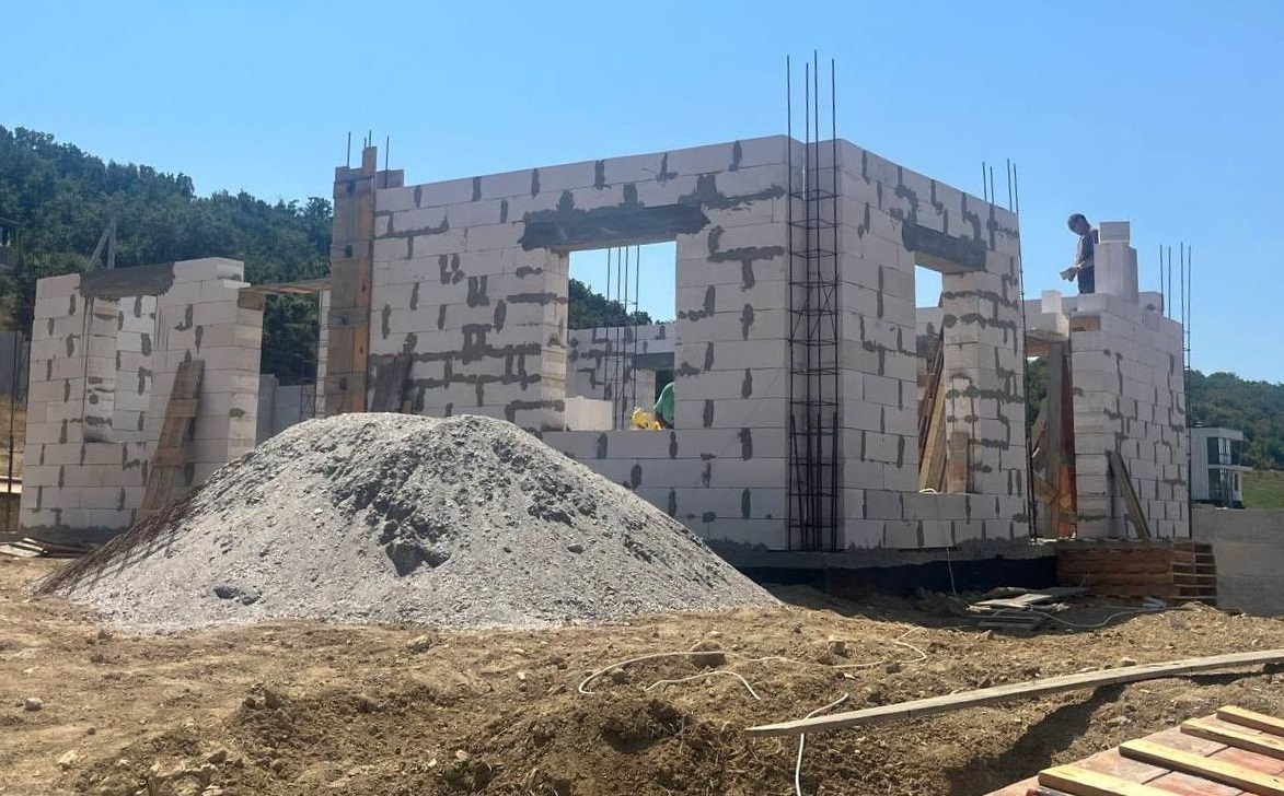 В Севастополе во время строительства повредили археологический объект