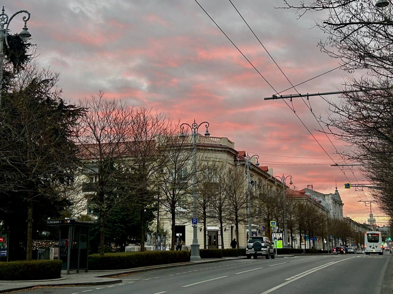 В Крыму и Севастополе 4 декабря ожидается сухая, но ветреная погода, до +15