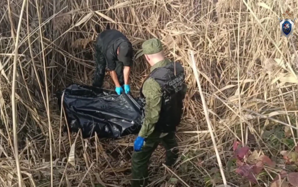 Расправился и сбросил в канаву: симферопольца обвиняют в убийстве супруги