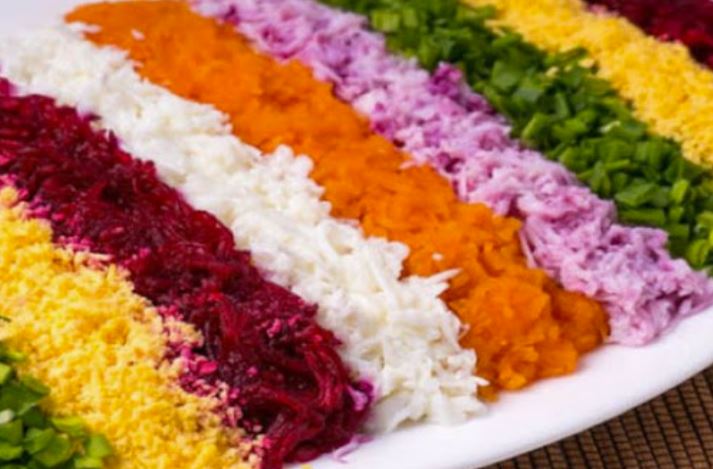 Оливье и «шуба» лидируют в списках и самых любимых, и самых надоевших новогодних блюд