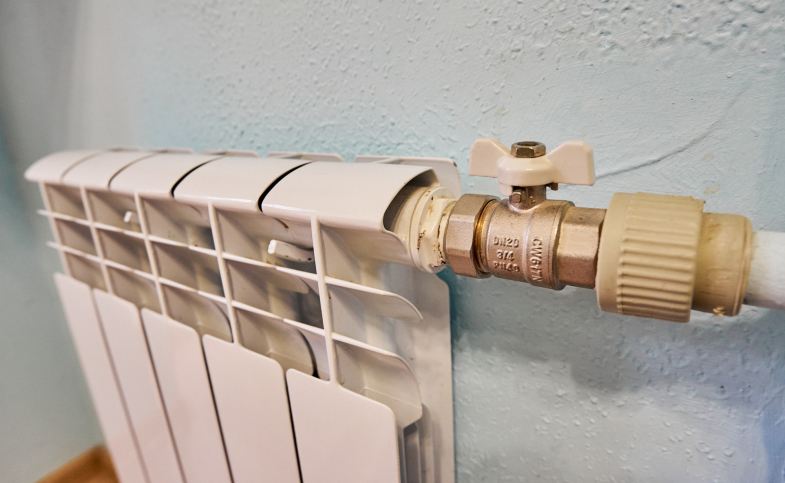 Над регионами РФ сбиты пять БПЛА, в Орле из-за атаки ВСУ нарушена работа систем водо- и теплоснабжения