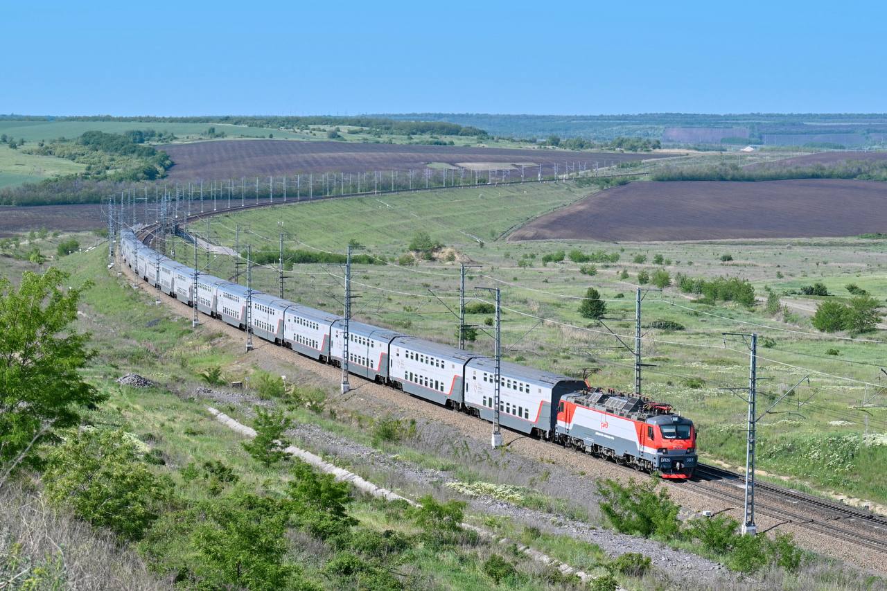 Двухэтажный поезд Москва – Симферополь будет курсировать по новому расписанию