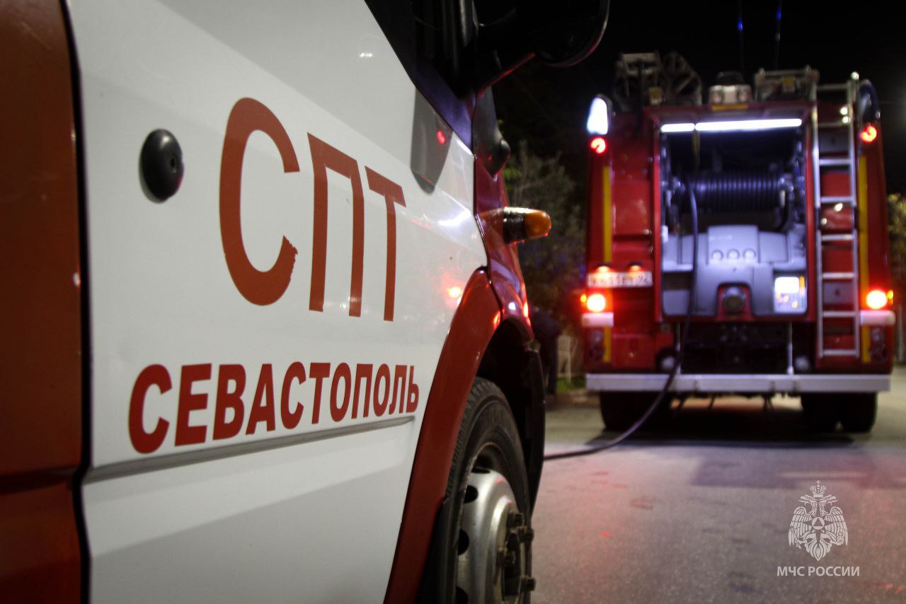В Севастополе произошел пожар в частном жилом доме