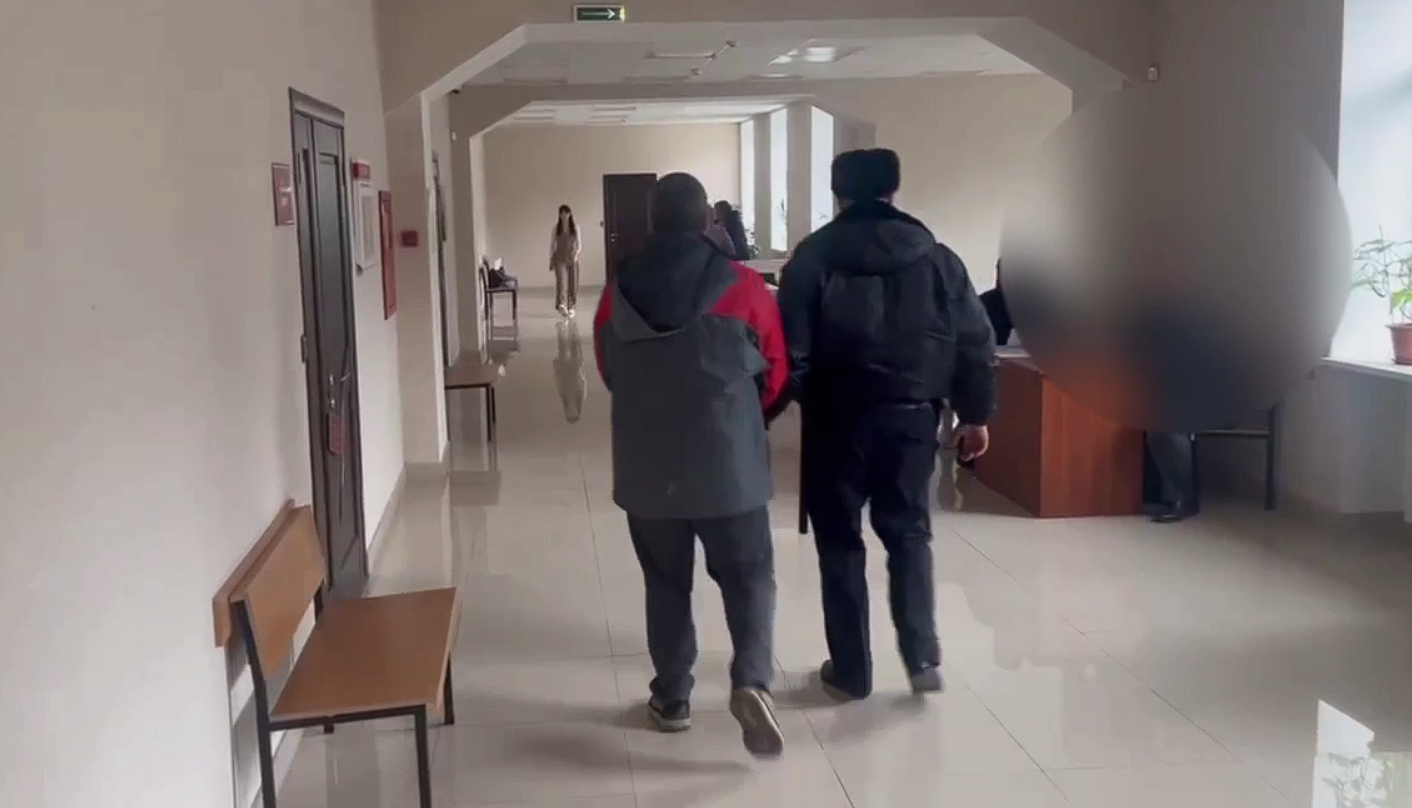 В Керчи заключили под стражу мужчину, задушившего знакомого во время конфликта