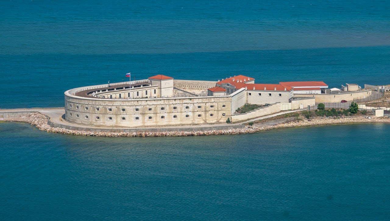 В Крыму и Севастополе 18 апреля без существенных осадков, до +18