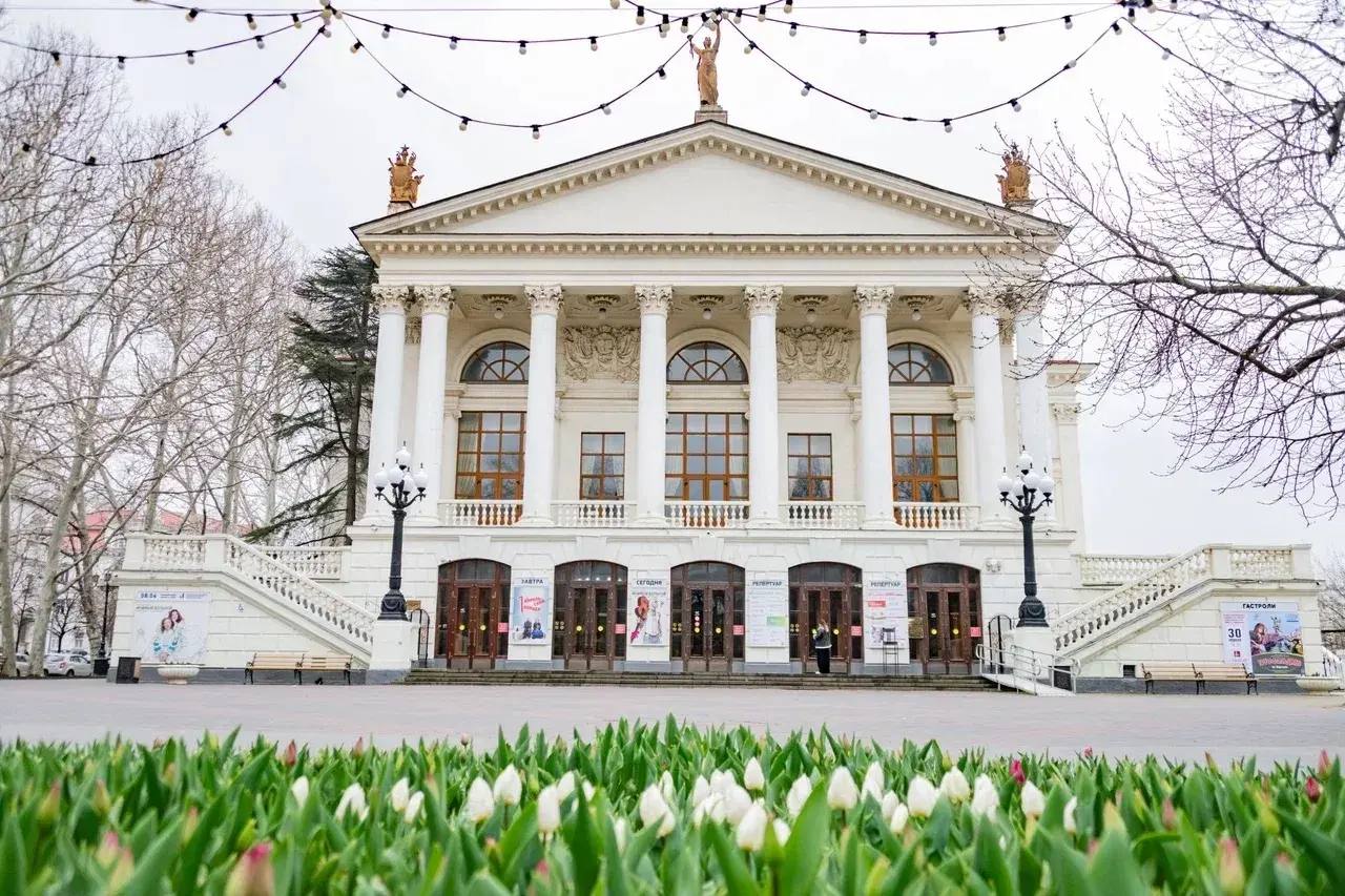 В Крыму и Севастополе 2 апреля ожидается теплая и сухая погода